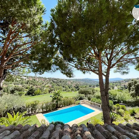 Esquirou Villa *